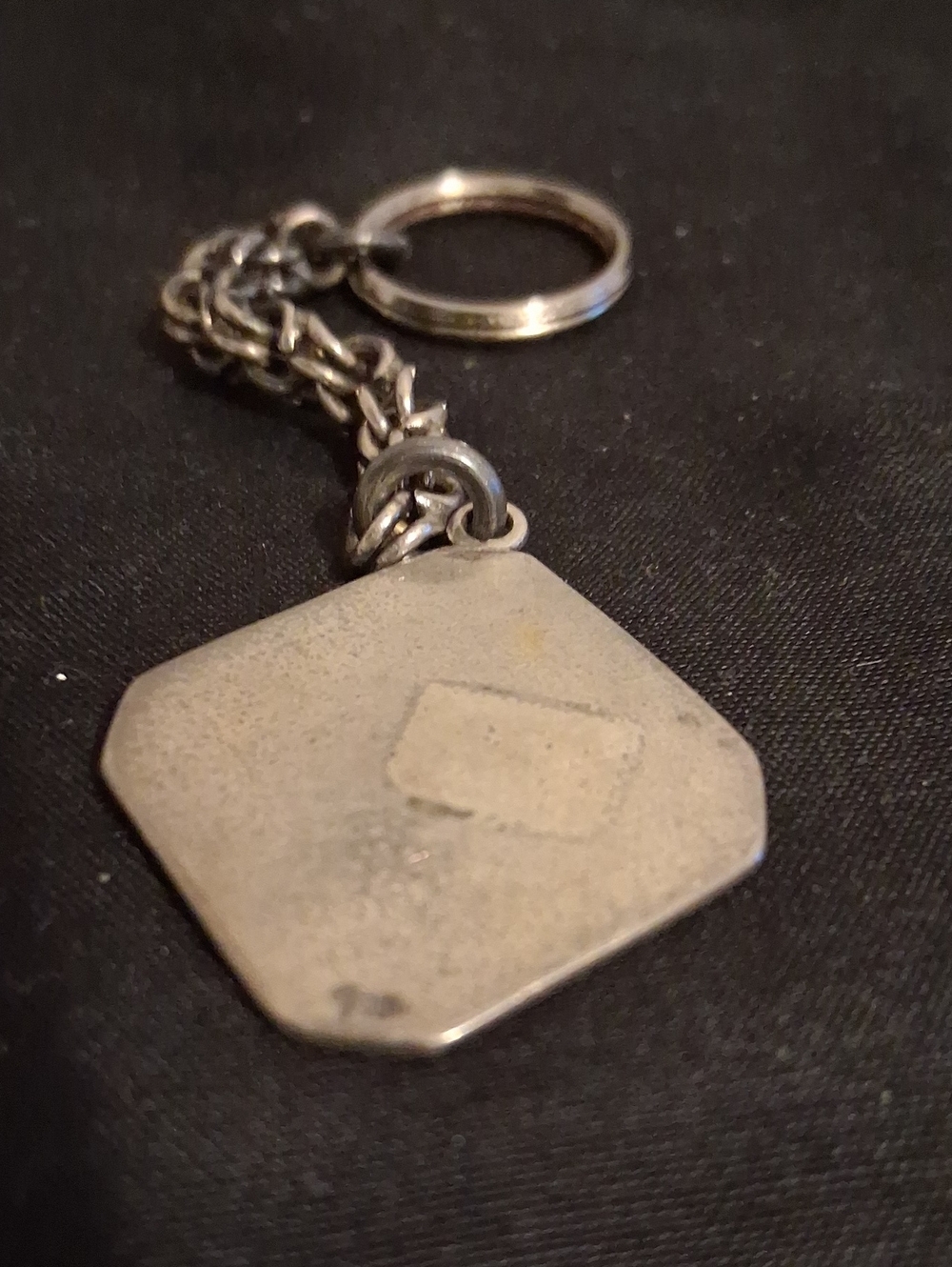Pendant Keychain - Picture 5 of 6